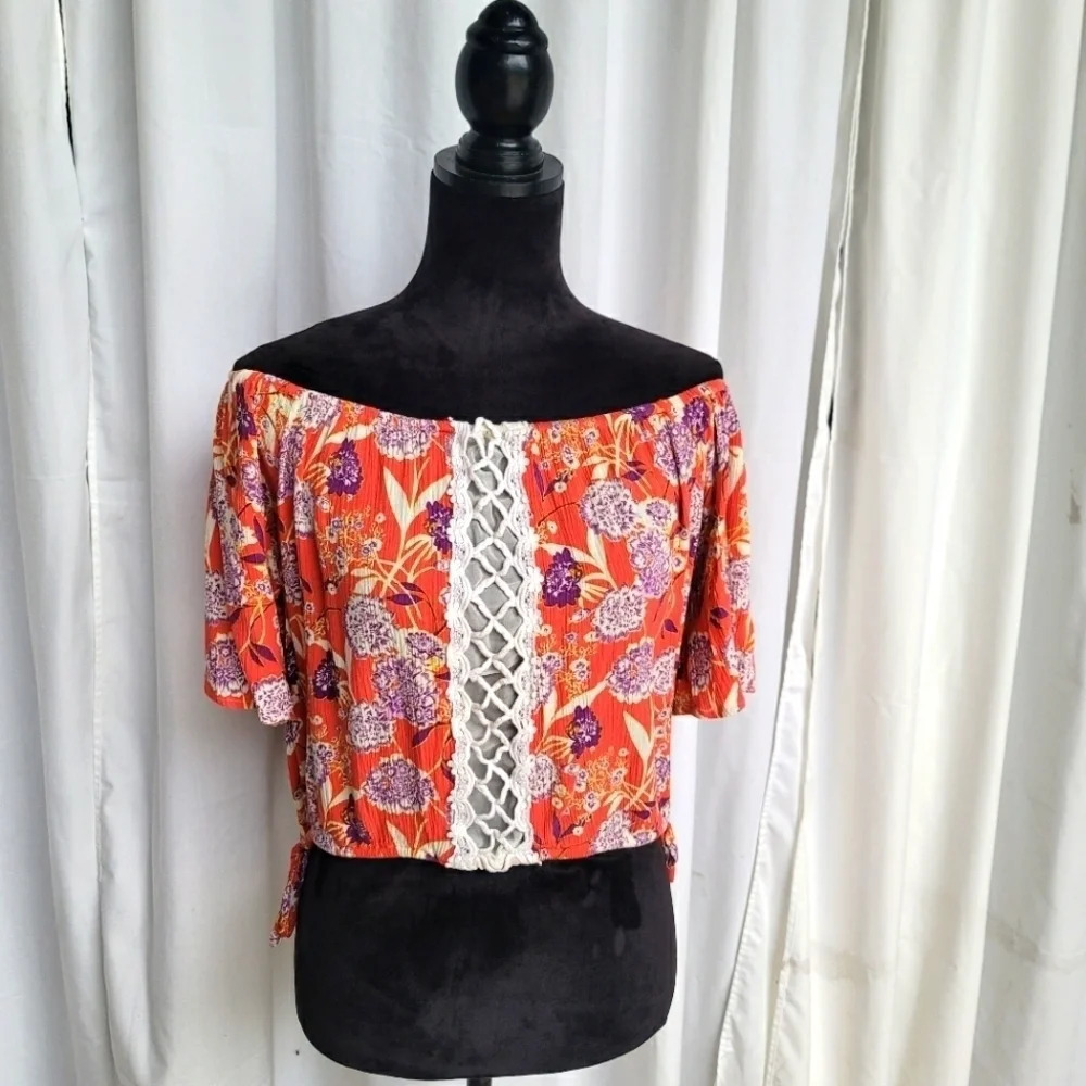 Women's Miss Me Beige Floral Boho Relaxed Cropped Top Open Shoulder Viscose XS
